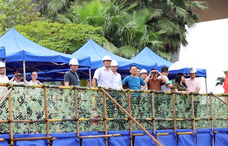 柳州白露大橋次高壓過江燃?xì)夤艿拦こ添樌瓿沙凉茏鳂I(yè)