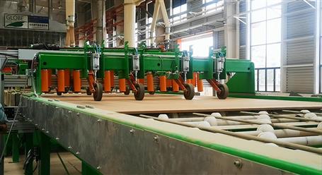 廣西國(guó)旭東騰人造板項(xiàng)目：首板下線！