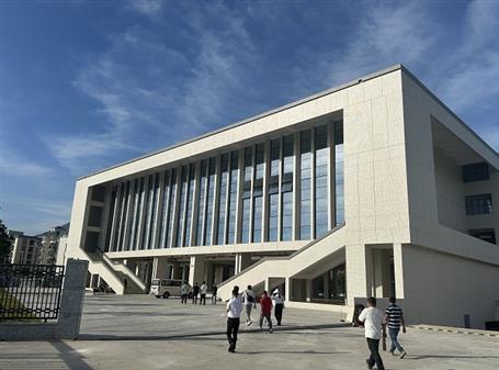 【錨定目標(biāo) 奮力沖刺】冶建廣東公司陸河縣職校擴(kuò)建項(xiàng)目順利通過竣工驗(yàn)收